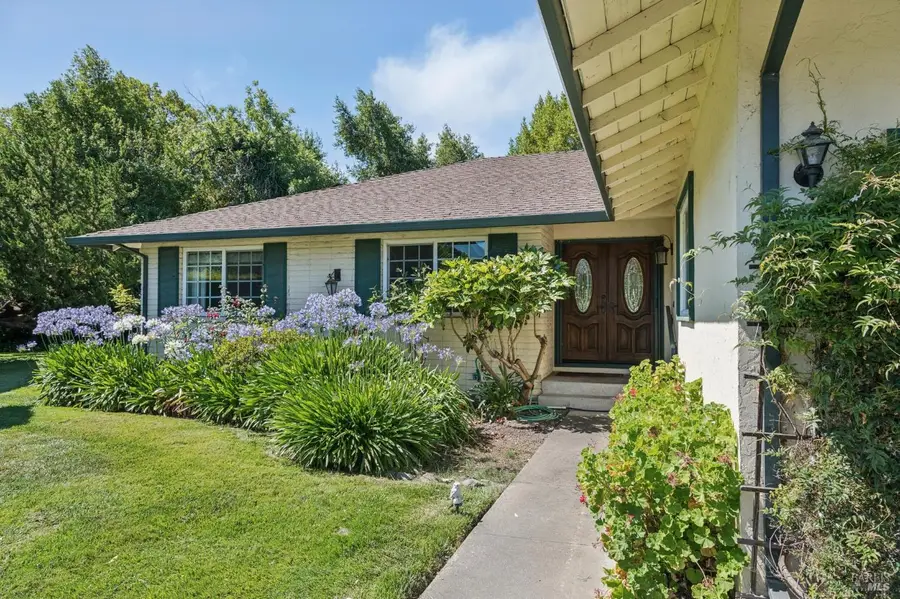 230 Flint Court, Sonoma, CA 95476 - #2