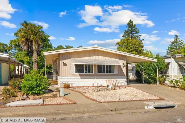 52 Westgate Circle, Santa Rosa, CA 95401