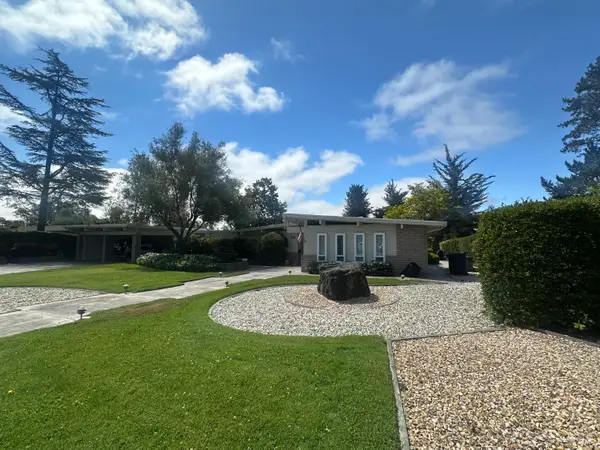495 Country Club Drive, Santa Rosa, CA 95401