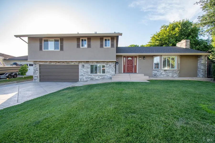 255 Diane Place, Dixon, CA 95620 - #3
