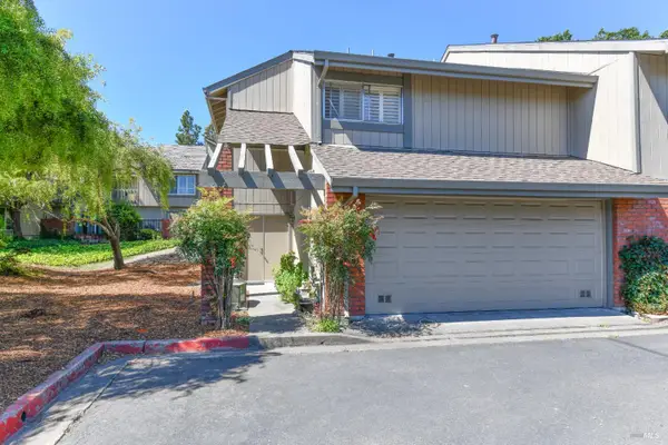 3007 Loma Court, Santa Rosa, CA 95405