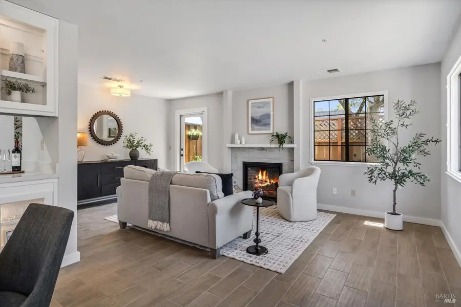 366 Piper Street, Healdsburg, CA 95448 - #3