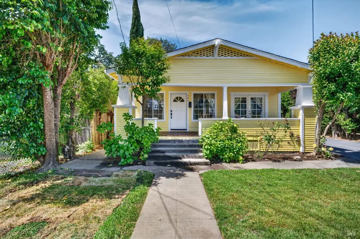 309 N Jefferson Street, Cloverdale, CA 95425 - #1