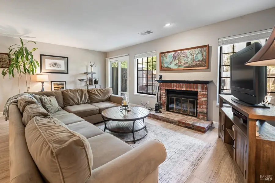 1752 Stuart Court, Benicia, CA 94510 - #3