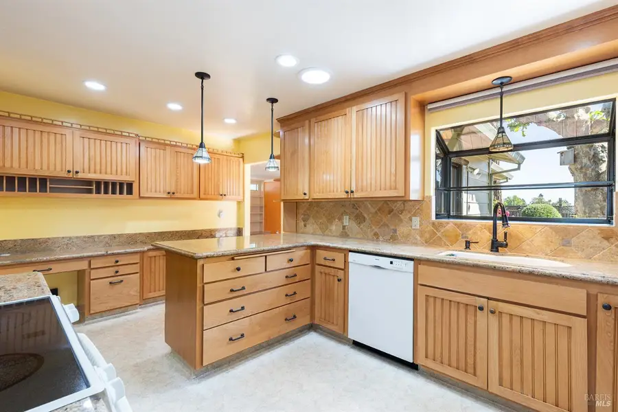 2236 W Hearn Avenue, Santa Rosa, CA 95407 - #3