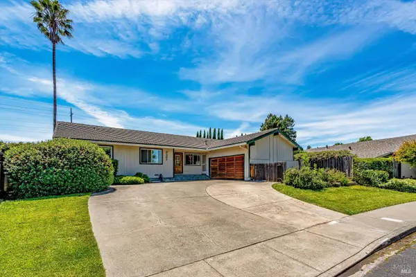 3267 Kensington Circle, Napa, CA 94558