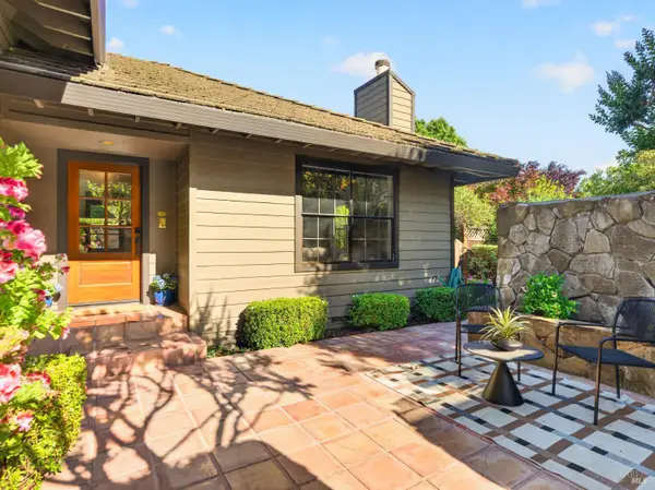 18 Clement Court, Napa, CA 94558
