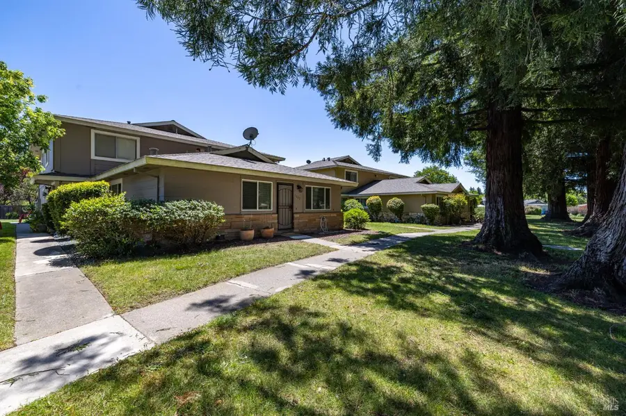 2432 Plata Court, Santa Rosa, CA 95403 - #2