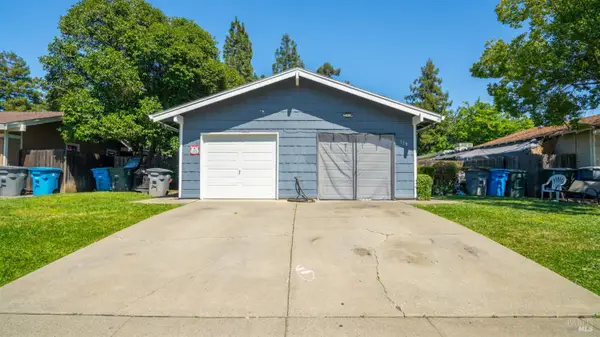 148 Woodbury Circle, Vacaville, CA 95687