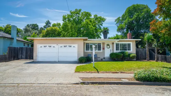 78 Allen Avenue, Cloverdale, CA 95425