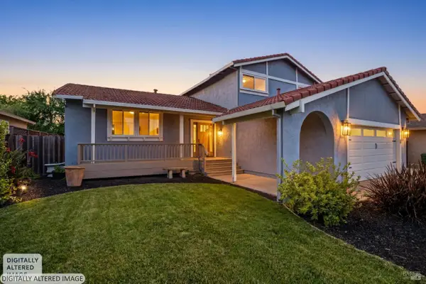 112 Rose Petal Court, Petaluma, CA 94954