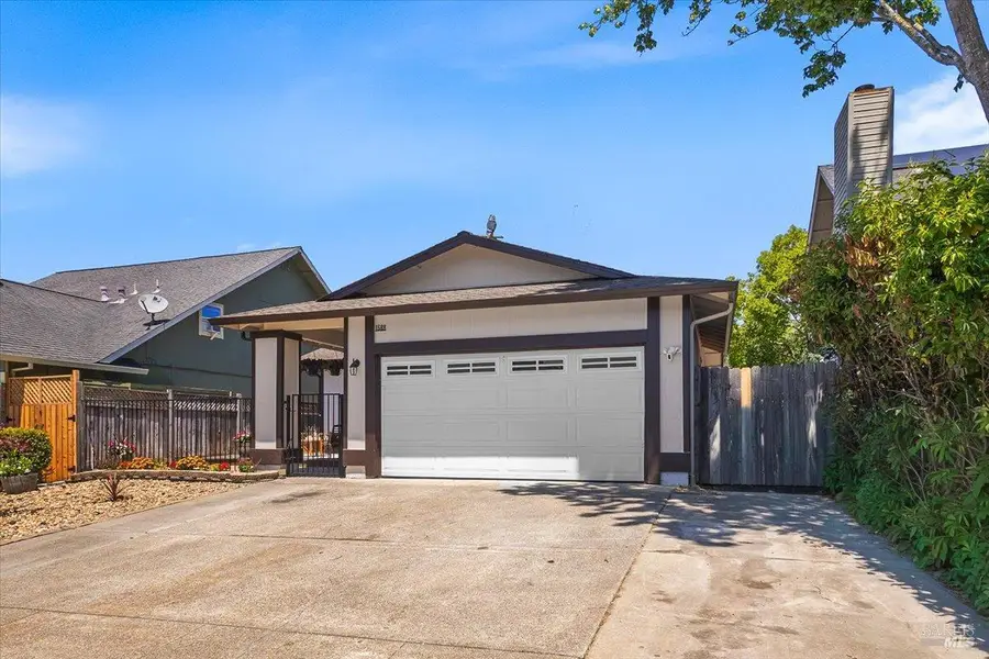 1588 Gladstone Way, Rohnert Park, CA 94928 - #2