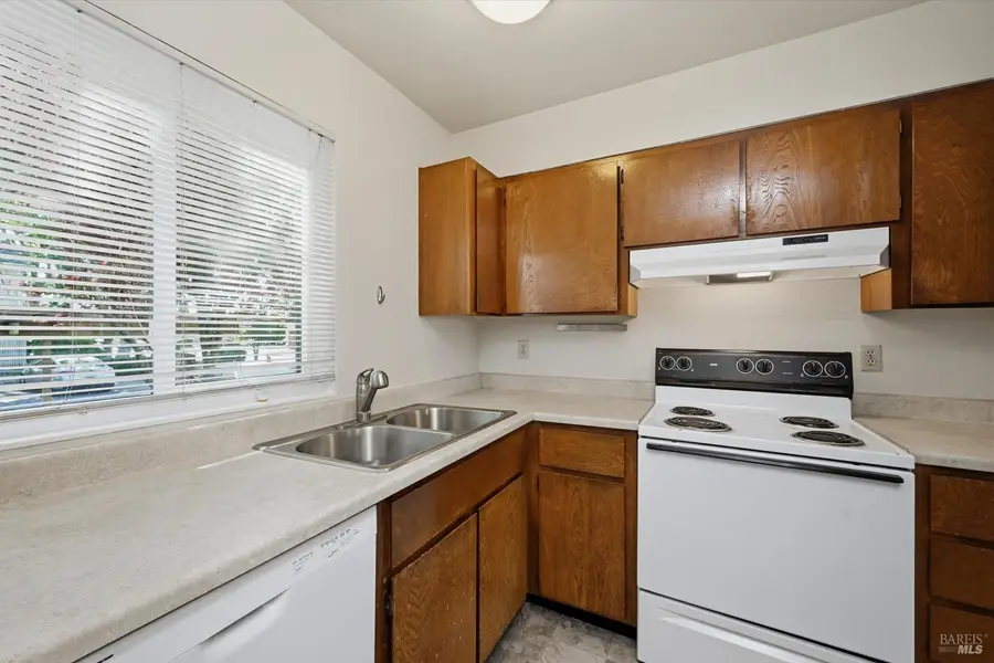498 Santa Alicia Drive, Rohnert Park, CA 94928 - #2
