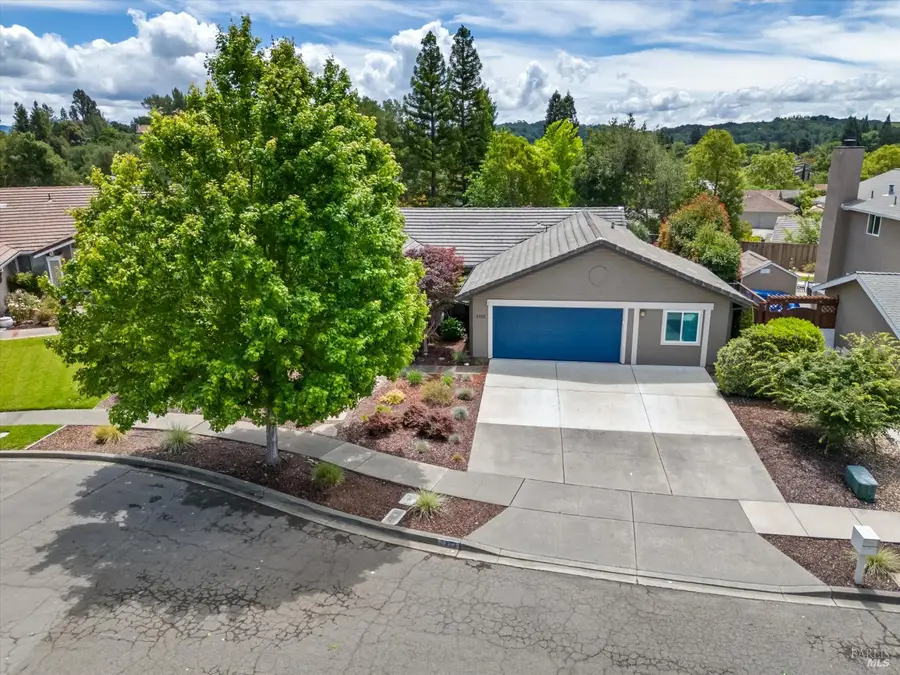 3323 Cambridge Court, Napa, CA 94558 - #2
