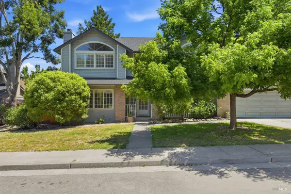 7080 Fellers Lane, Sebastopol, CA 95472
