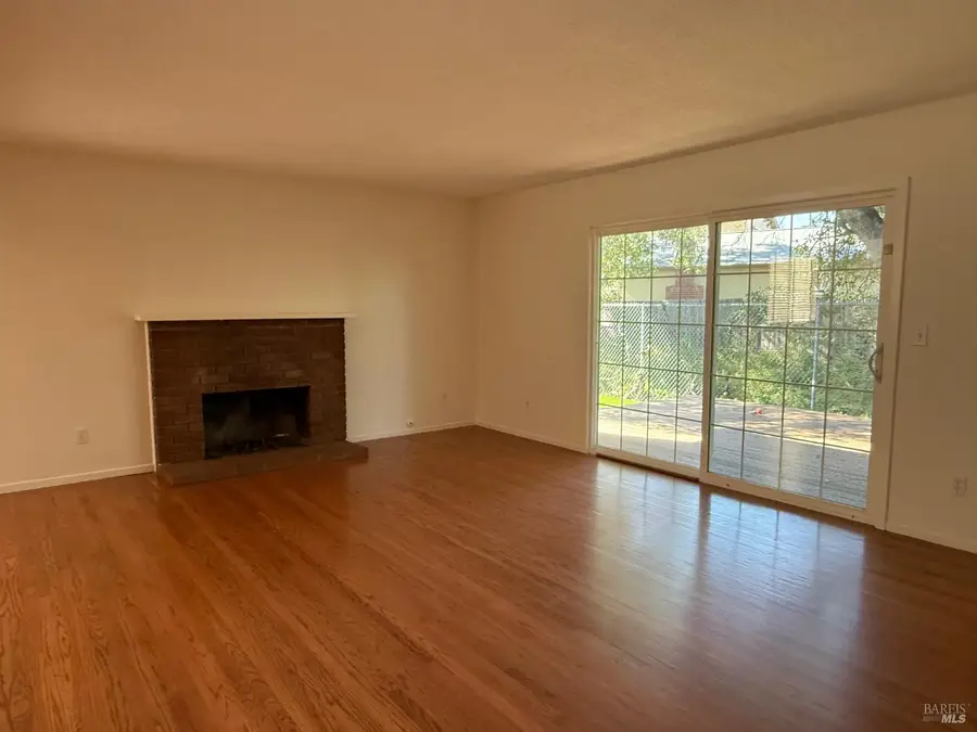 2553 Cactus Avenue, Santa Rosa, CA 95405 - #3