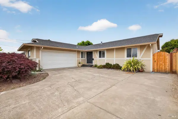 1517 Weaverly Drive, Petaluma, CA 94954