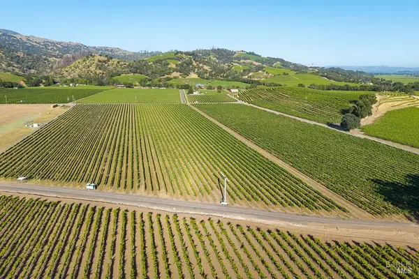 1260 Moody Lane, Geyserville, CA 95441