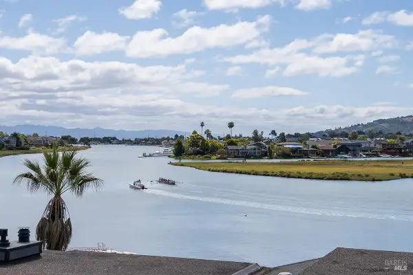 685 S Eliseo Drive, Greenbrae, CA 94904