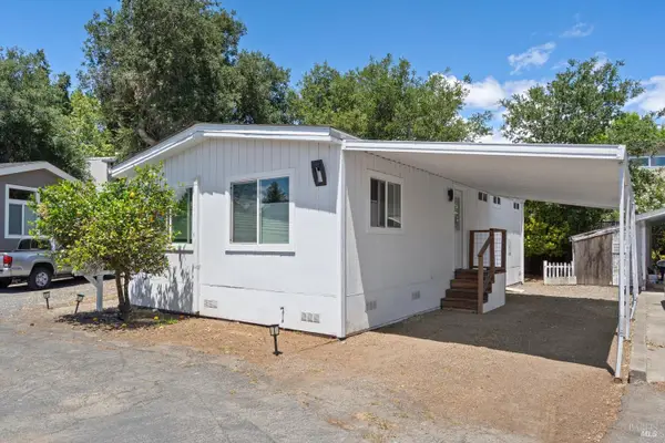 541 Mason Street #8, Healdsburg, CA 95448