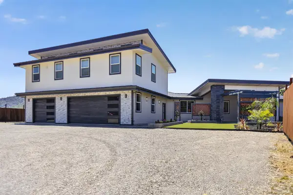 868 Sanel Drive, Ukiah, CA 95482