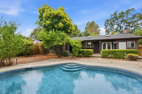 19229 Orange Avenue, Sonoma, CA 95476