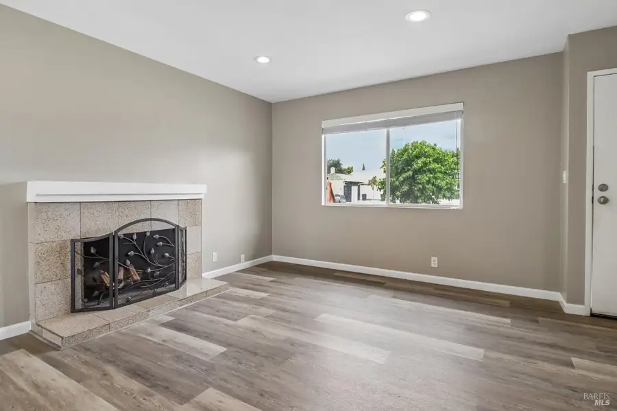 341 Shoveller Drive, Suisun City, CA 94585 - #2
