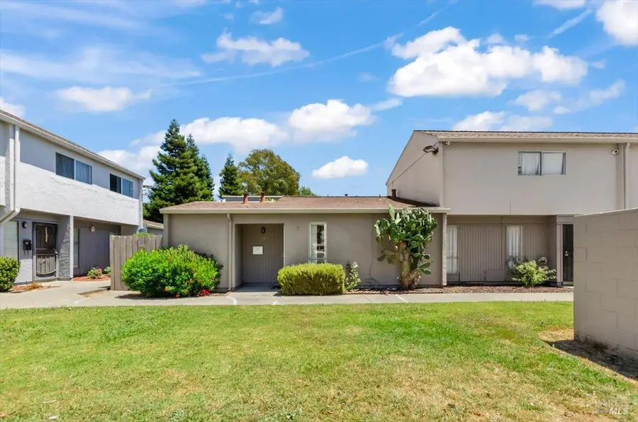 106 El Verano Court, Fairfield, CA 94533 - #2