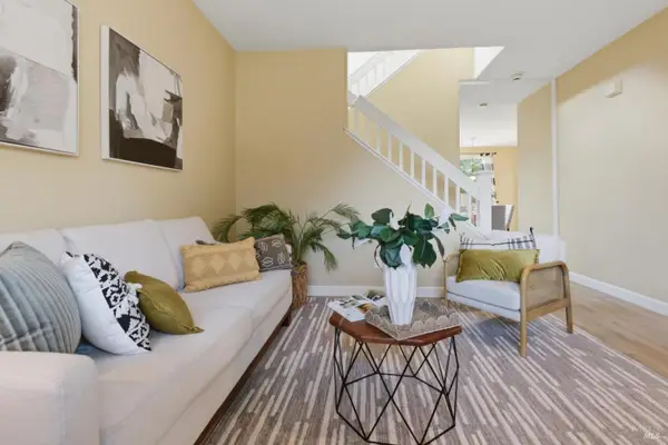 502 Clearwater Oak Court, Fairfield, CA 94534