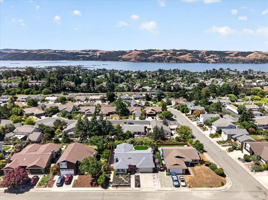 412 Canyon Court, Benicia, CA 94510 - #3