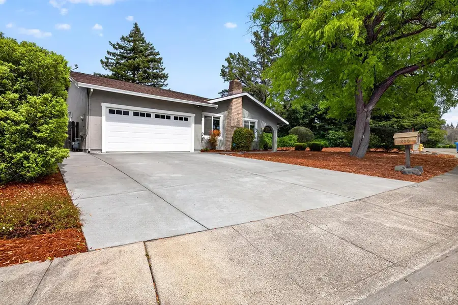 200 Redwood Circle, Petaluma, CA 94954 - #2