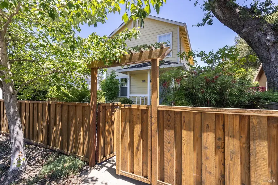 1488 North Street, Santa Rosa, CA 95404 - #2