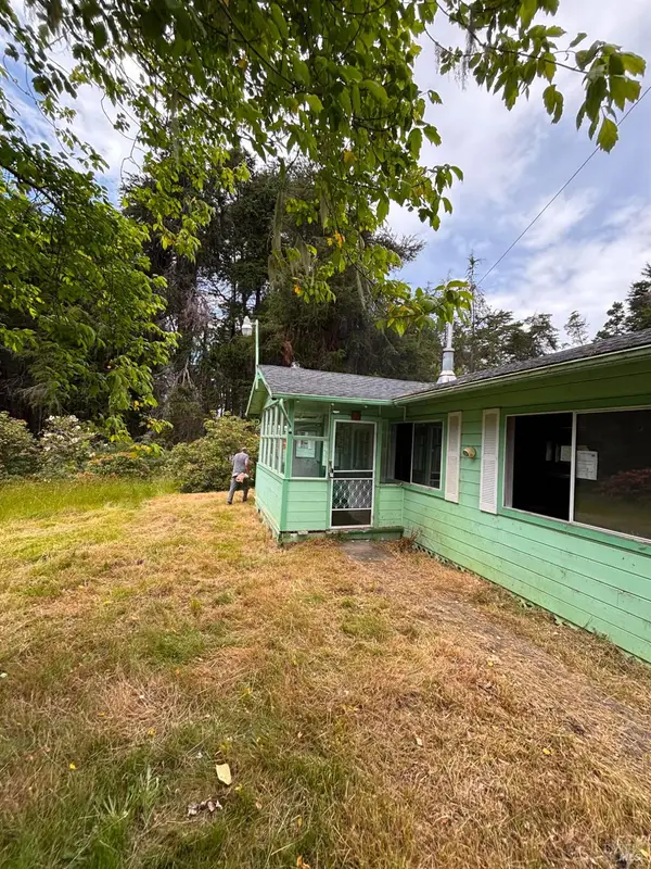 19301 Summers Lane, Fort Bragg, CA 95437