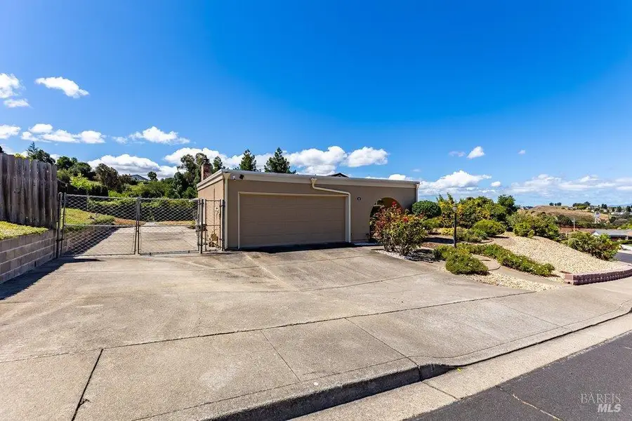 996 Sandpoint Drive, Rodeo, CA 94572 - #3