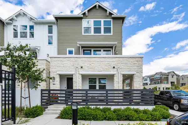401 Semillon Lane, Santa Rosa, CA 95403