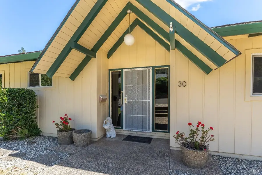 30 Highland Court, Ukiah, CA 95482 - #3