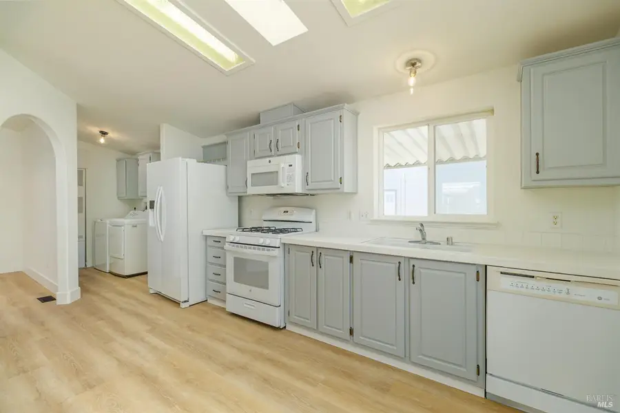 209 Yosemite Road, San Rafael, CA 94903 - #2
