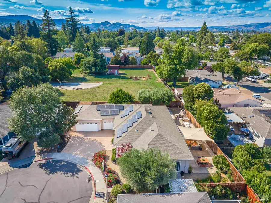 10 Brooke Court, Napa, CA 94558 - #2