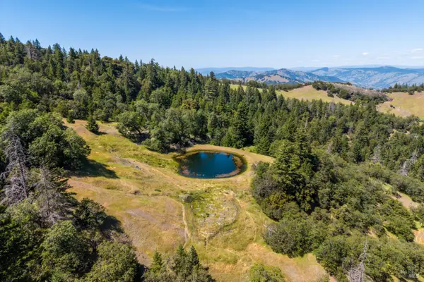 55685 Registered Guest Road, Laytonville, CA 95454