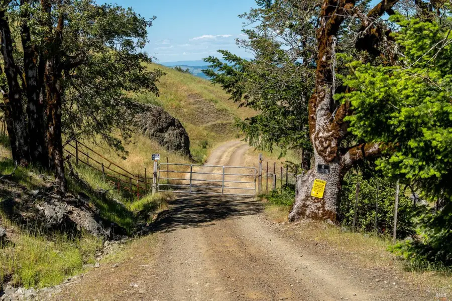 55685 Registered Guest Road, Laytonville, CA 95454 - #2
