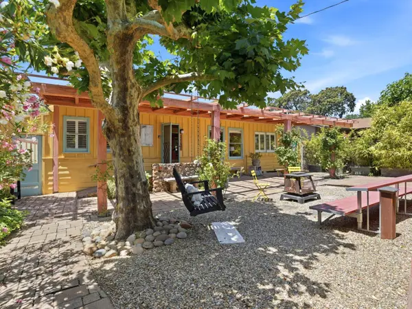 17190 Cedar Avenue, Sonoma, CA 95476