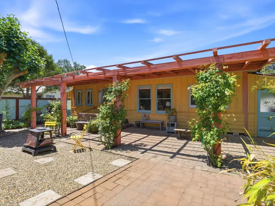 17190 Cedar Avenue, Sonoma, CA 95476 - #2