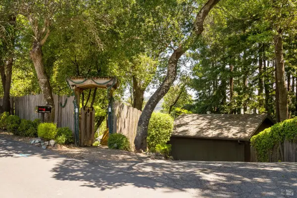 70 Hazel Avenue, Larkspur, CA 94939