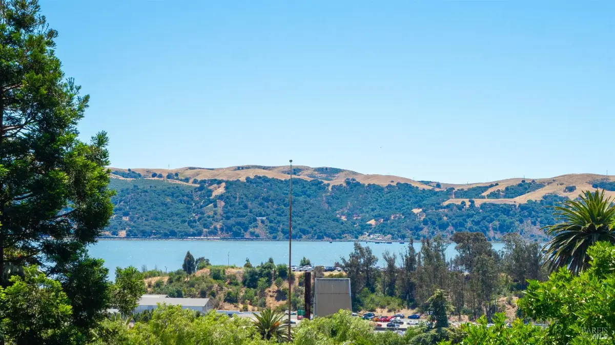 735 Buchanan Street #214, Benicia, CA 94510 - #1