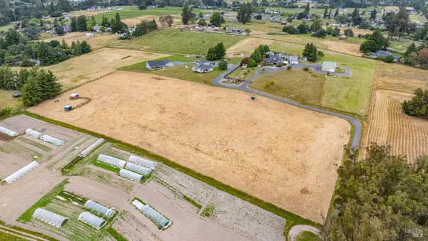 4758 Blank Road, Sebastopol, CA 95472