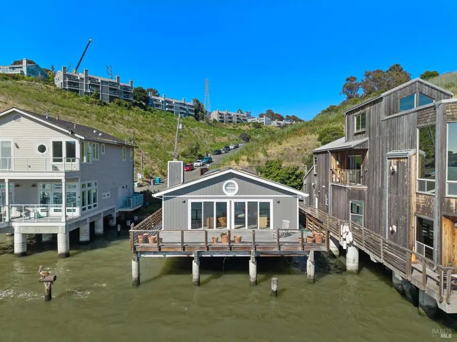 2 Sandy Beach Road, Vallejo, CA 94590 - #3