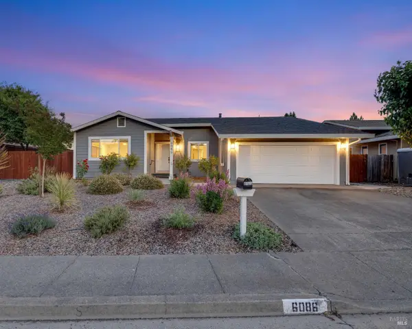 6086 Dinah Court, Rohnert Park, CA 94928