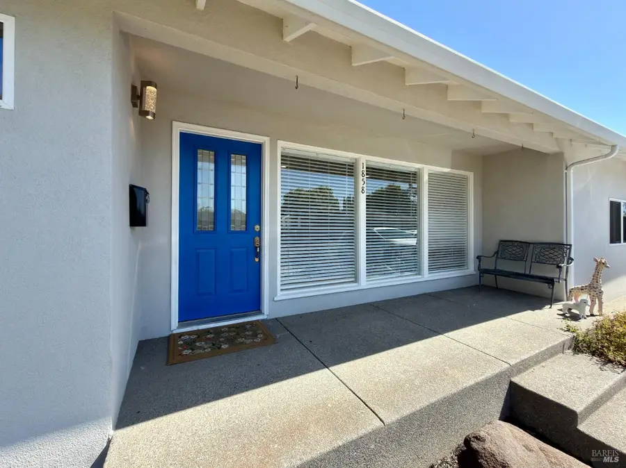 1858 Hemlock Street, Napa, CA 94559 - #2