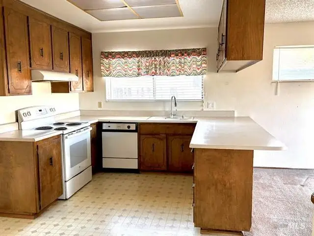 276 Livingston Avenue, Vacaville, CA 95687 - #2