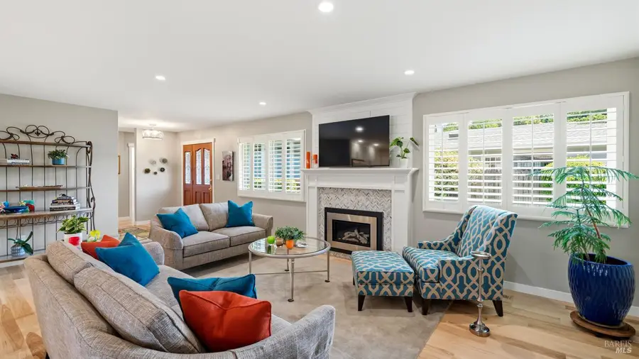 710 Tamalpais Avenue, Novato, CA 94947 - #2